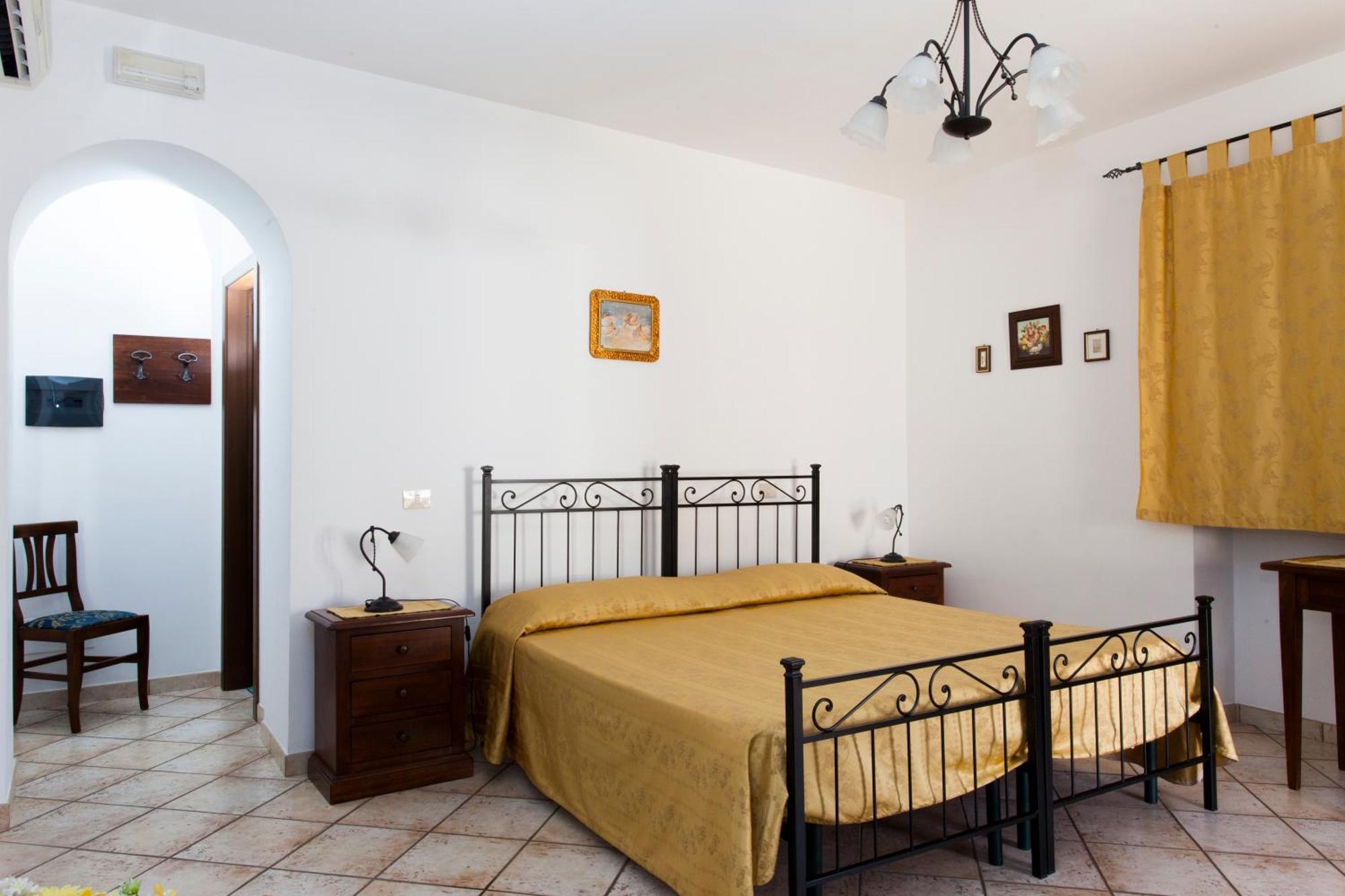 Marina Corta Aparthotel *