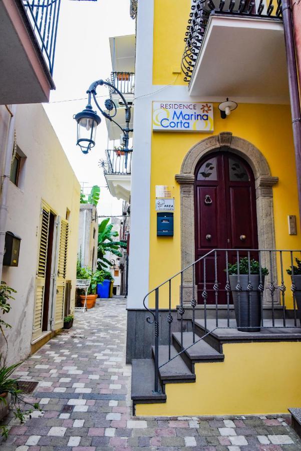 Marina Corta Aparthotel
